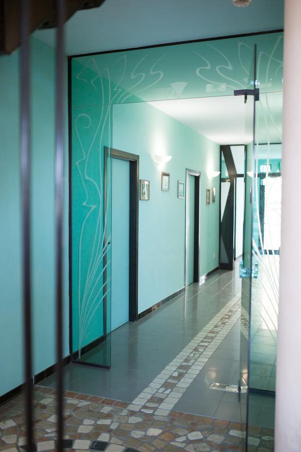 Amba Hotel Rimini Exterior photo